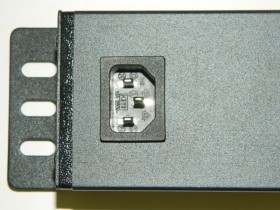 Блок розеток 19&quot;, 12 розеток IEC C13, без шнура, гнездо IEC C14 на задней панели, высота 1.5U, 16А, с выключателем, чёрный