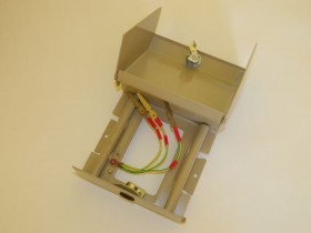 Коробка распределит на 3 плинта металлическая