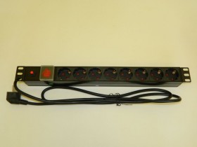 Блок розеток 19&quot;, 16А, 8 розеток, шнур 1.8м, выключатель, с защитой,  черный