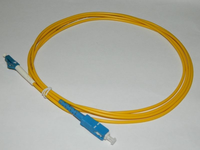 Патч-корд оптический переходной LC-SC/UPC SM Simplex 3.0мм 9/125, 2м