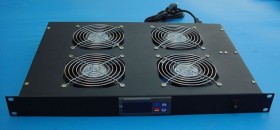 Полка вентиляторная 19&quot;, 1U/4  с термостатом, с кабелем, черная