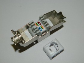 Модуль Keystone экранированный, RJ-45, cat.5e, 180°, 110/Krone тип, без инструмента, KE, металлик, Netko СКС